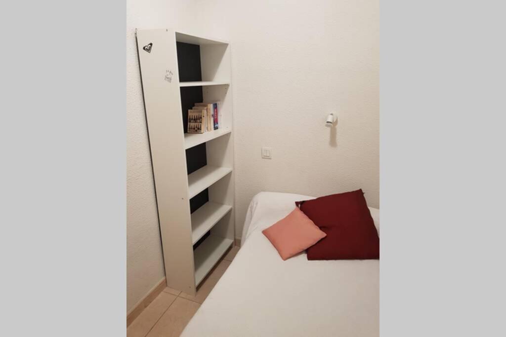 Joli Appartement, Terrasse Plein Sud Roquebrun Luaran gambar