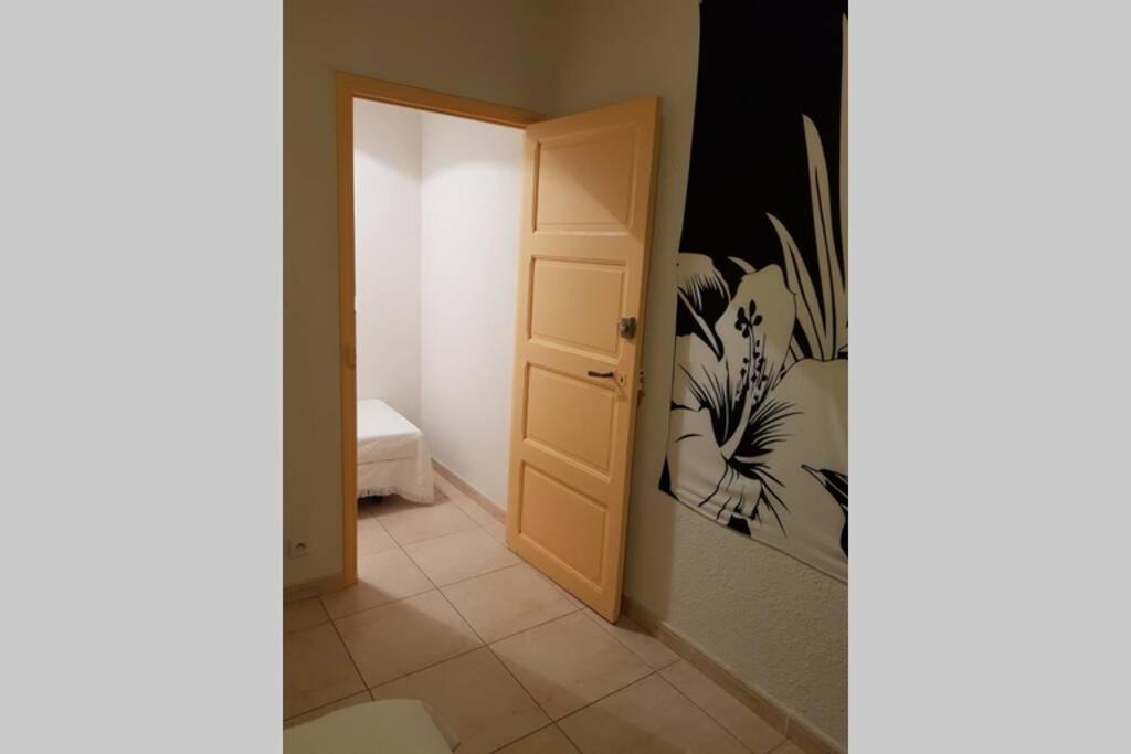 Joli Appartement, Terrasse Plein Sud Roquebrun Luaran gambar